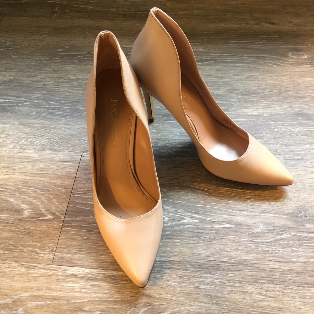 Enzo Angiolini Fayson Heels